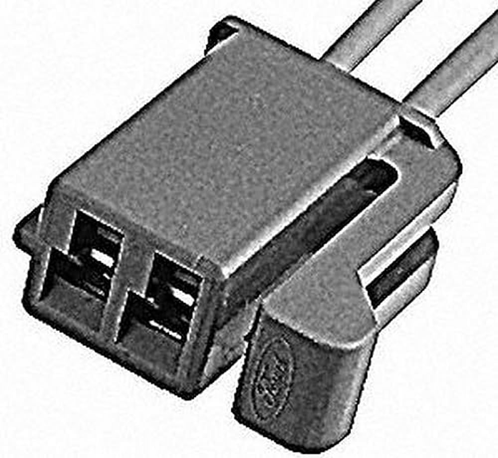 Standard Motor Products S663 Pigtail/Socket Automotive