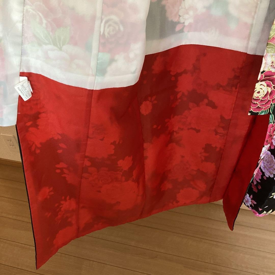 【 新品未使用品⠀】七五三用 黒地花柄着物飾り 新品未使用品⠀】七五三用 黒地花柄着物飾り