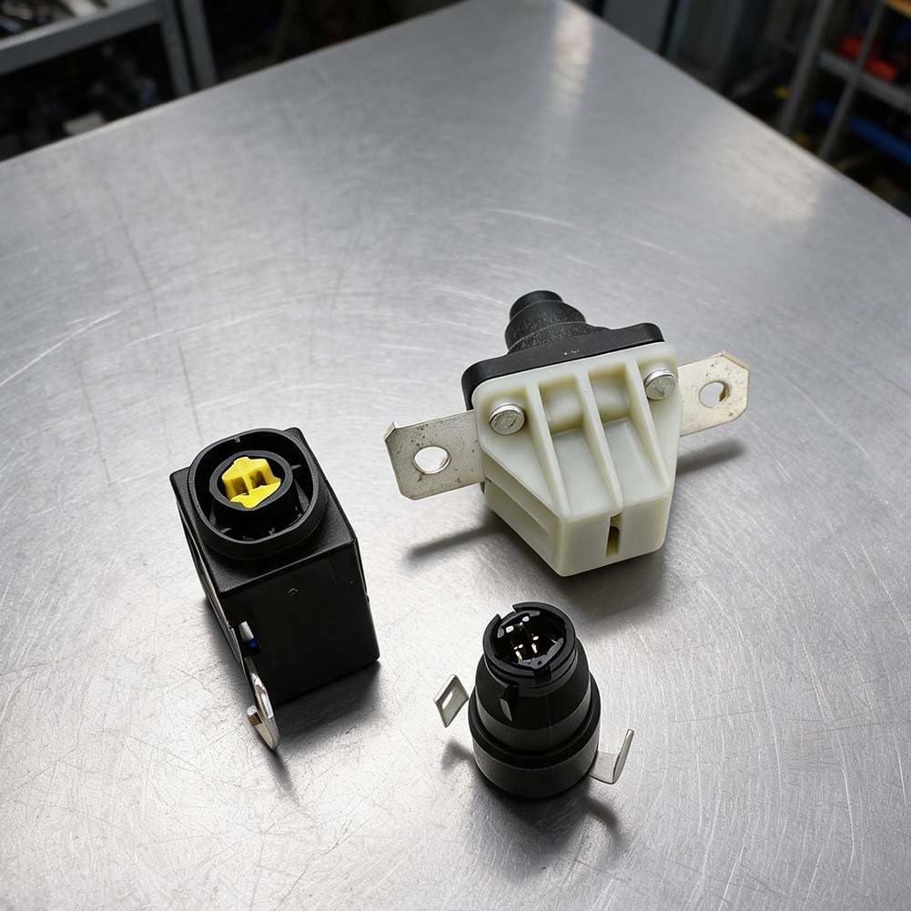 Kit Fusibili Sicurezza per bmw iX3 per ix4 iX5 Ricambio OE Kit
