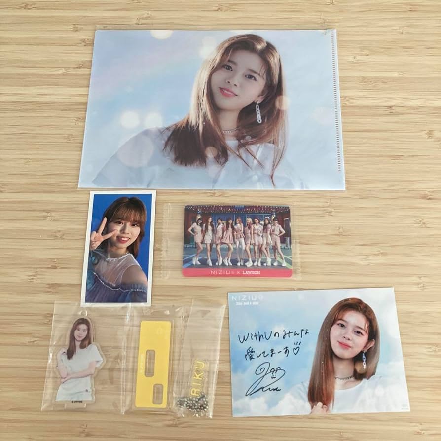 NiziU RIKU アイテムセット Amazon.co.jp: NiziU リク グッズ セット 009 : ホーム＆キッチン