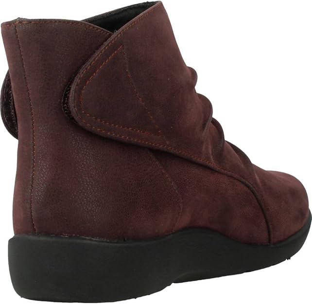 clarks women's sillian sway ankle bootie