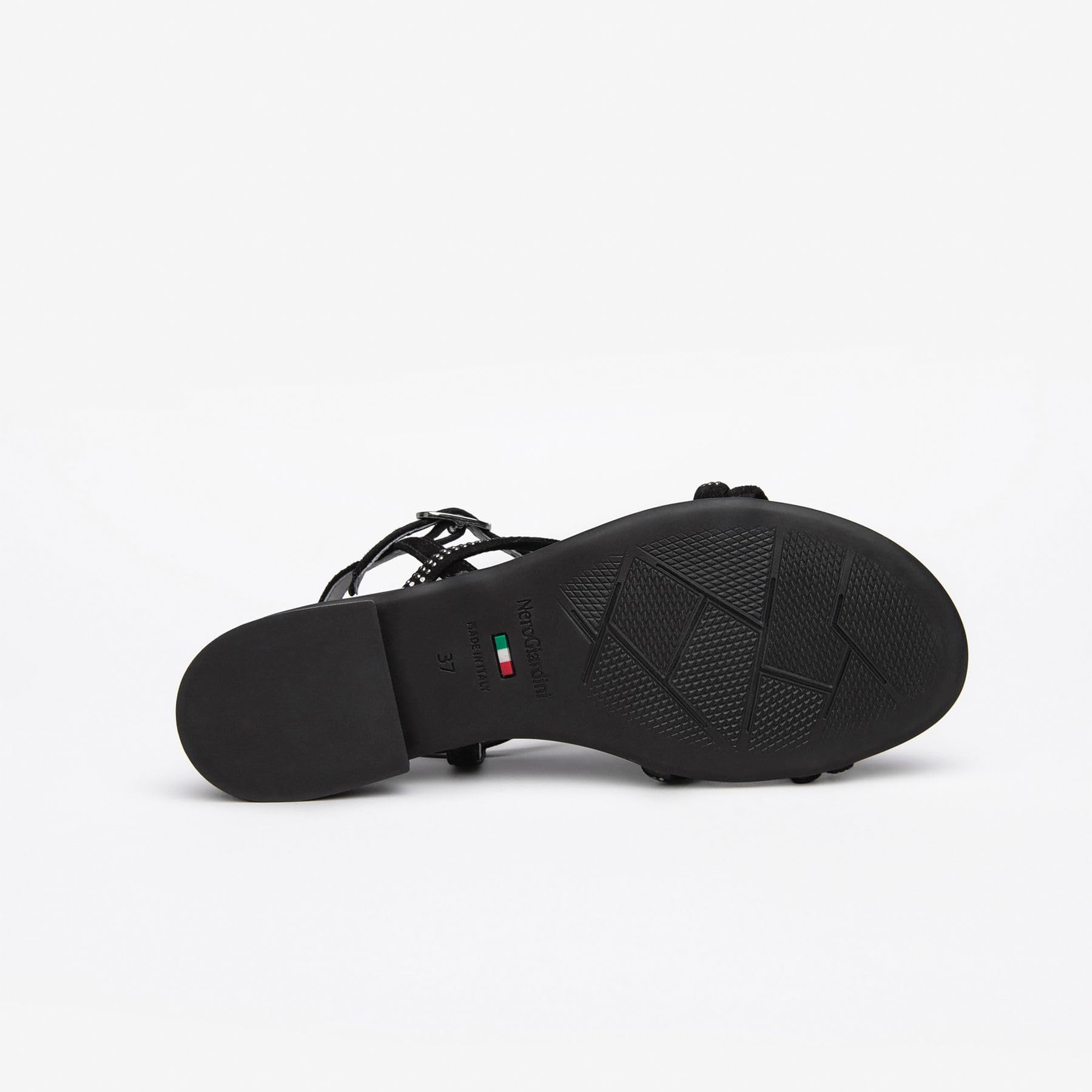 Nero Giardini Sandalo Flat in Pelle. Made in Italy