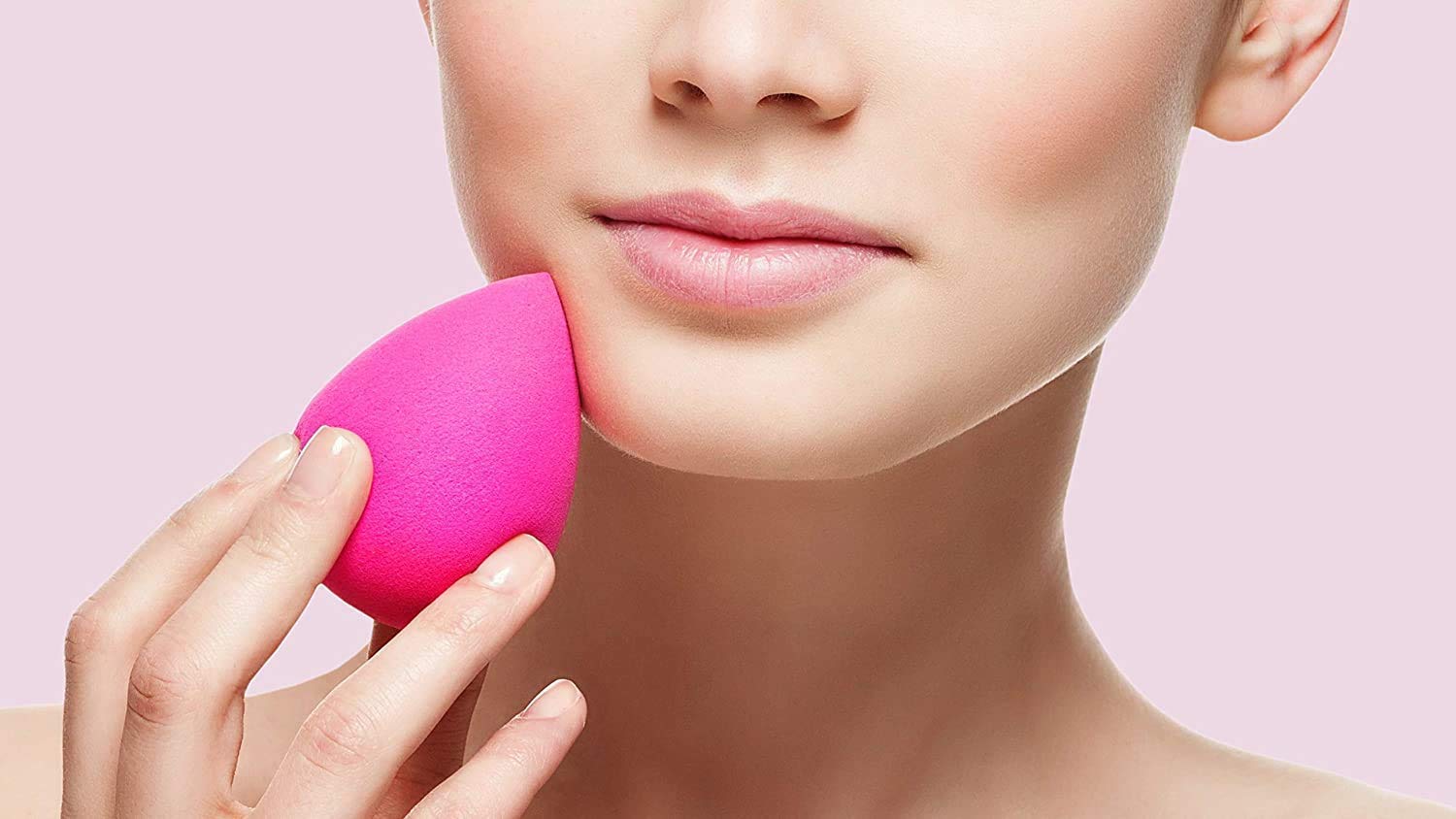 Beauty Blender Cleaning Tips: मेकअप स्पंज में जमा गंदगी को ऐसे करें साफ, माइक्रोवेव हैक आएगा आपके काम 5