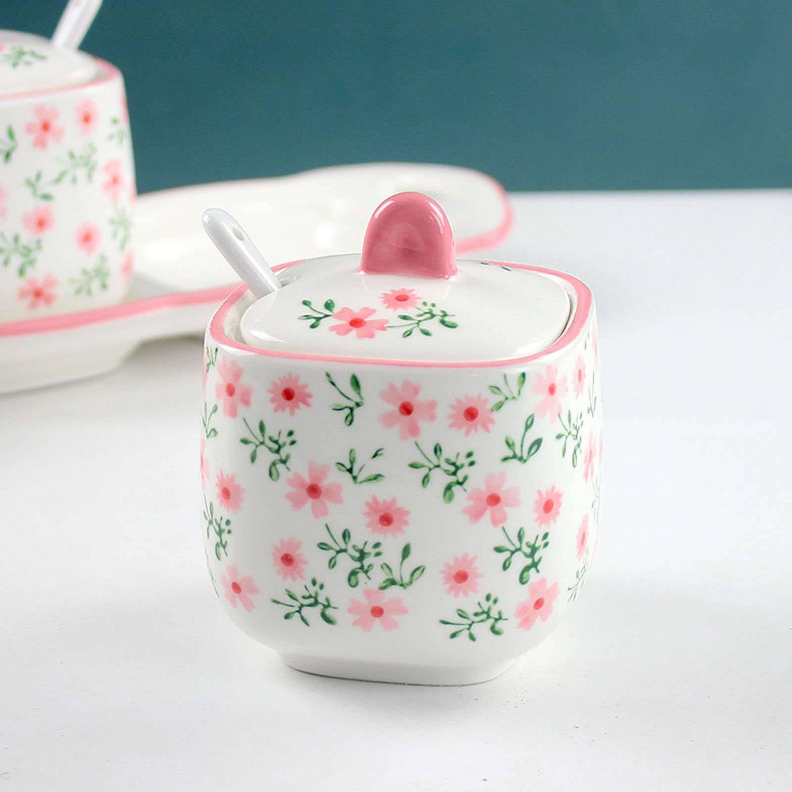 latas de azúcar de cerámica, Azucarero de cerámica con tapa y cuchara, salero y caja de condimentos de estilo rústico, caja de especias de cerámica con cuchara y base, juego de 3(Pink 1)