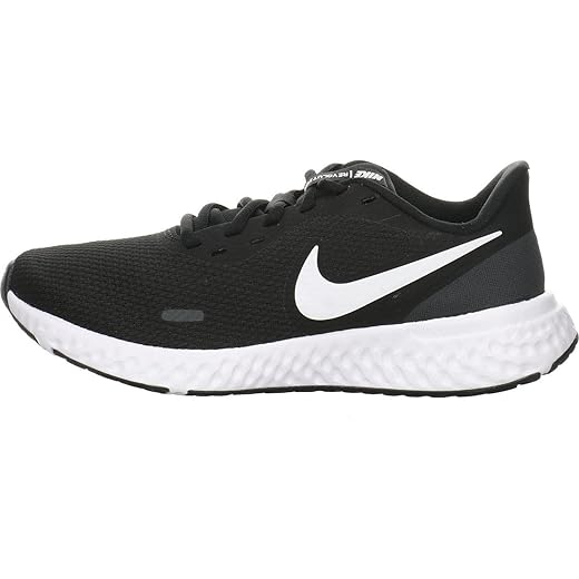 Nike Women's Revolution 5 Running Shoe