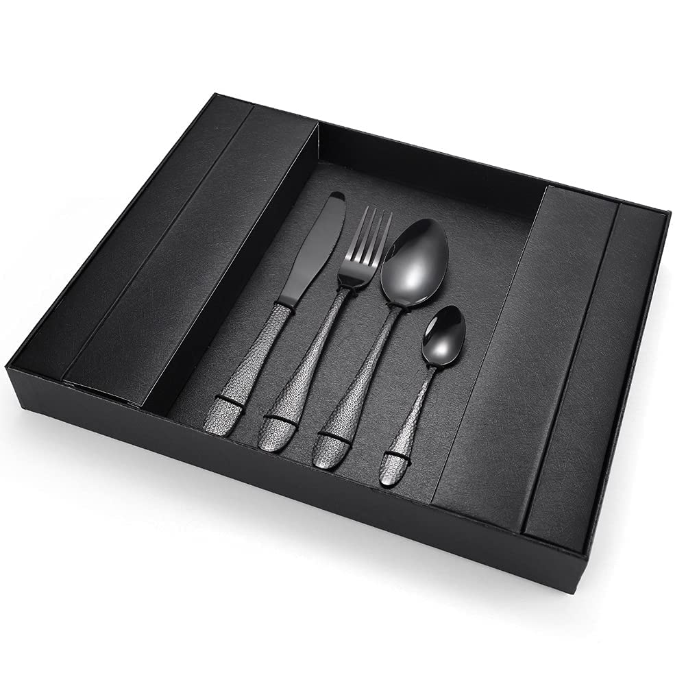 Ce Set de Couverts en Acier Inoxydable de 32 pièces, pour 8 Personnes, Comprend Une cuillère, Une Fourchette et Un Couteau polis, compatibles Lave-Vaisselle.