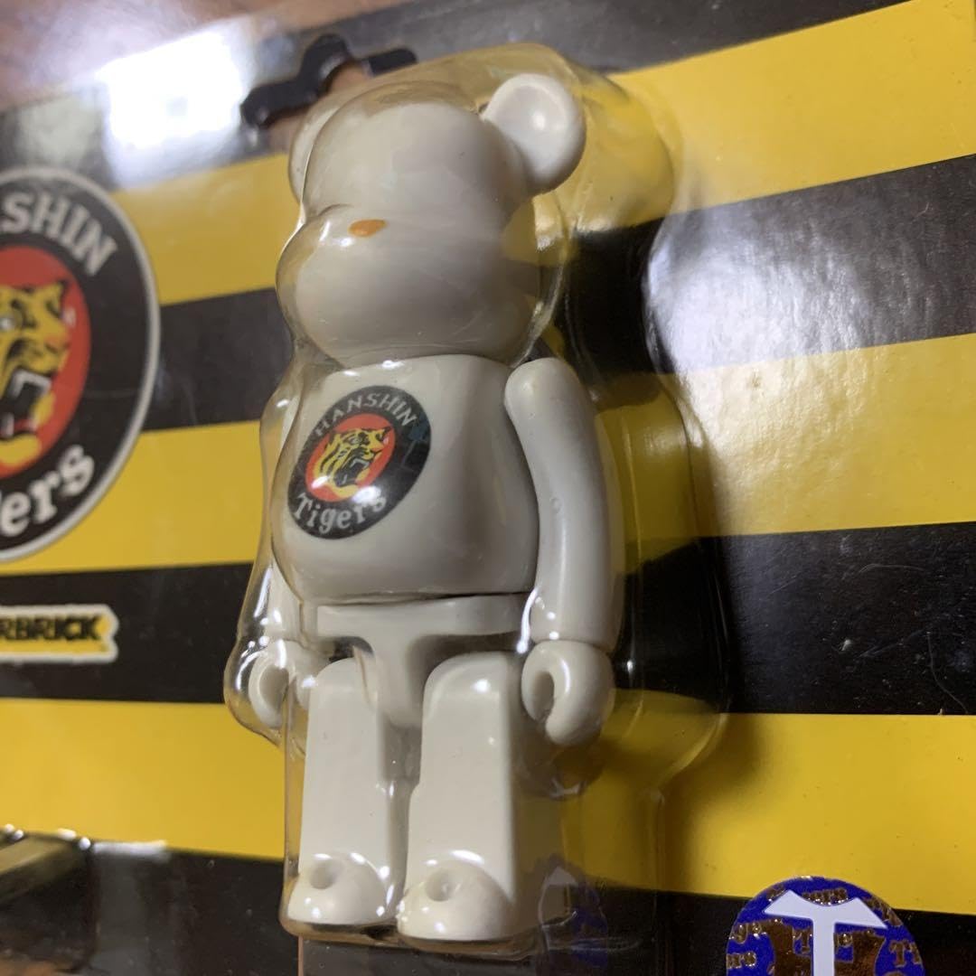 Amazon.co.jp: 阪神タイガースげんべい商店ベアブリックコラボ