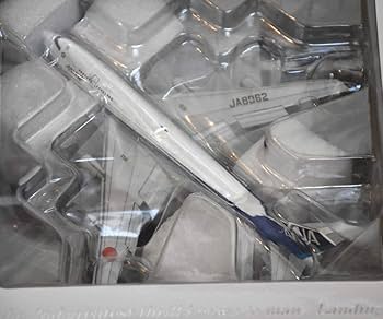 全日空商事 1/400 NH40045 B747 JA8962 フラップダウン 1/400 B747-400 ANA 国際線退役記念 フラップダウン JA8962