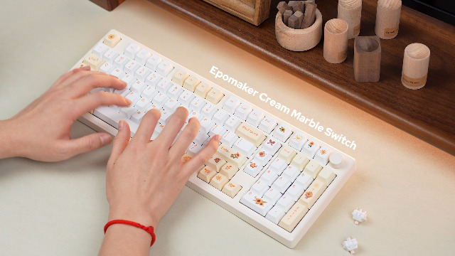 EPOMAKER Galaxy100 ホワイト wisteria switch Epomaker Galaxy100 QMK