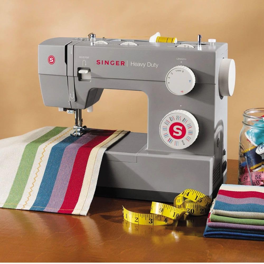 Singer | Robuste 4432 Nähmaschine mit 32 integrierten Stichen, automatischer Nadeleinfädler, Metallrahmen und Edelstahl-Bettteller, perfekt zum Nähen aller Arten von Stoffen mit