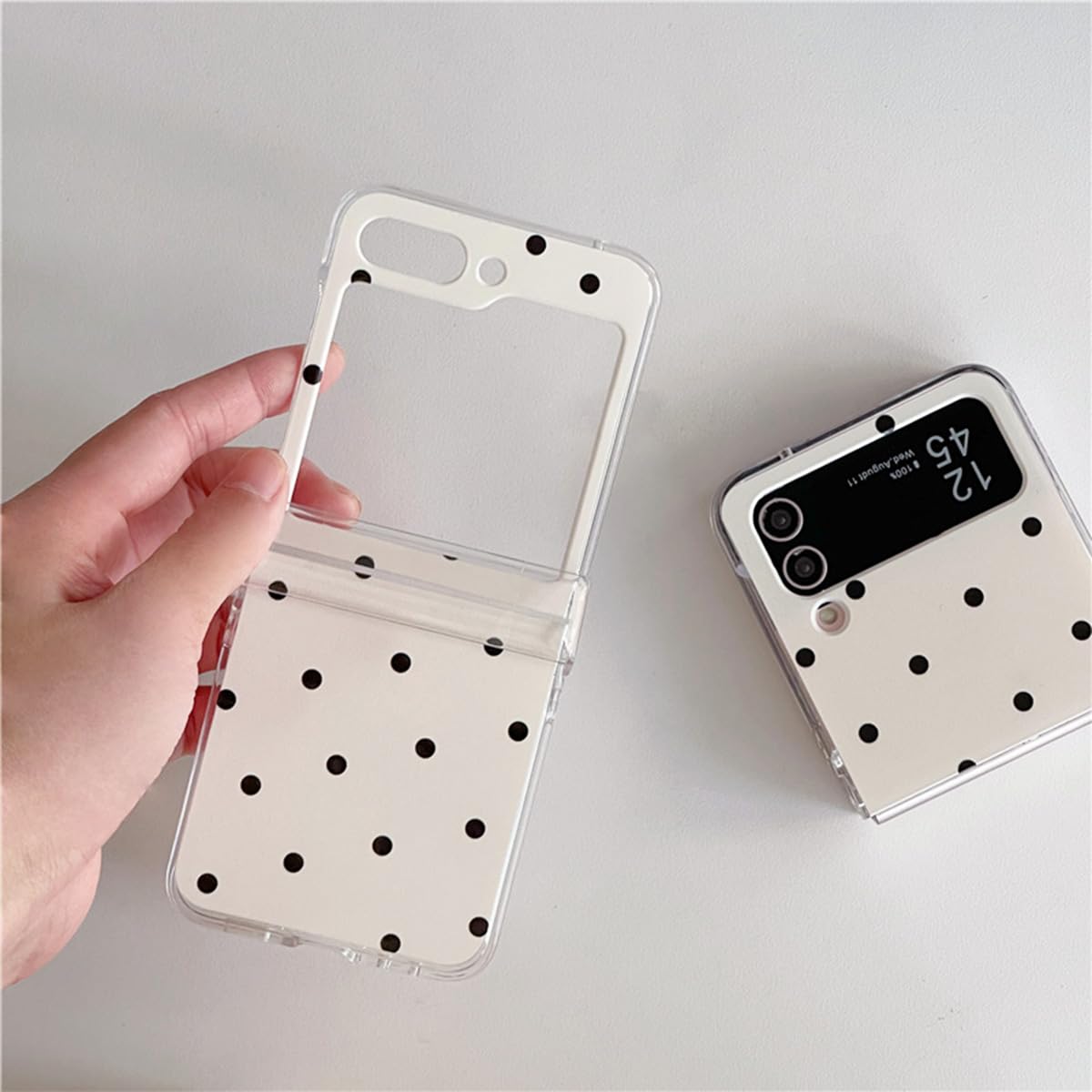 GO-VOLMON for Samsung Galaxy Z Flip 5 Woman Case with Cute Black Dots, Kawaii Girls White Case for Galaxy Z Flip 5 with Hinge Protection, Lovely Protective Case for Z Flip 5 (Dots)