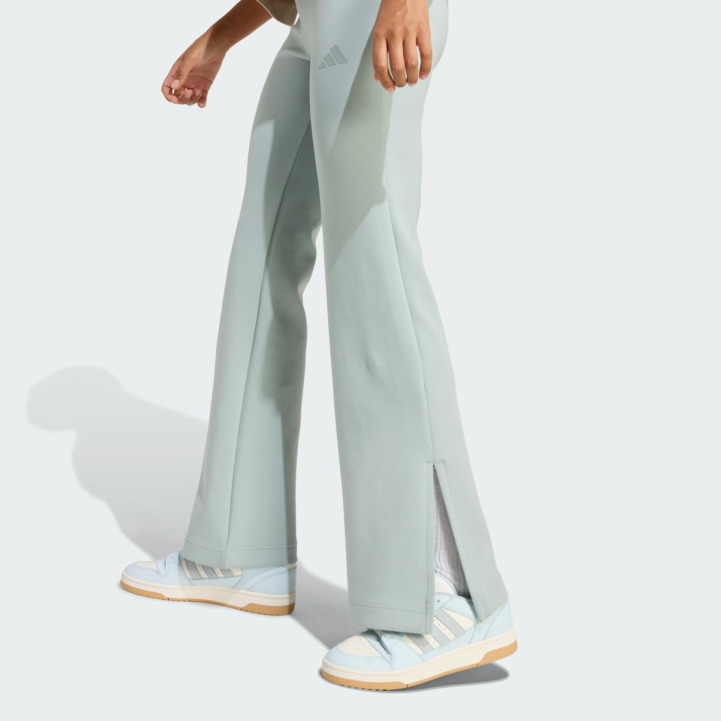 adidas Soft Lux Flared Pants - Spodnie golfowe Kobiety