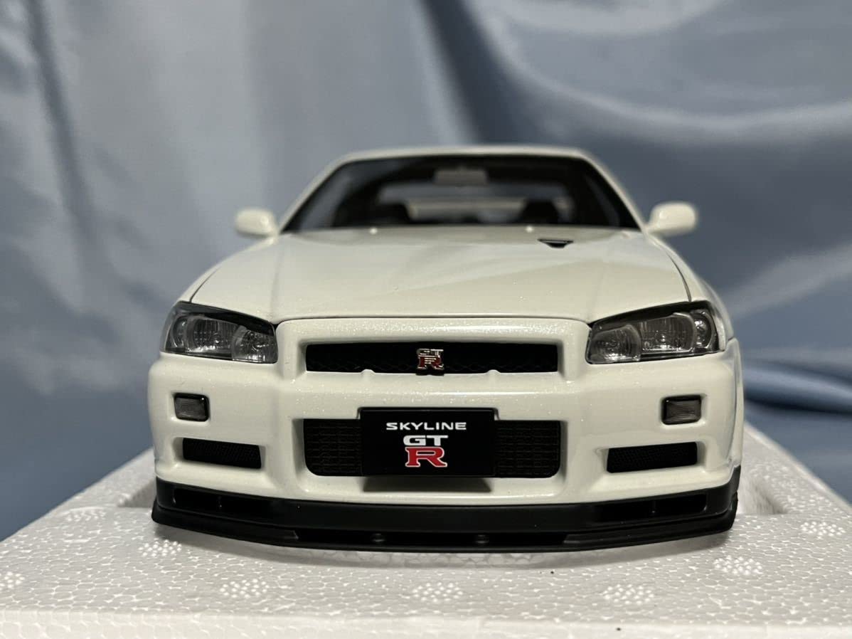 Amazon | オートアート製 スカイラインGT-R (R34) VスペックⅡ