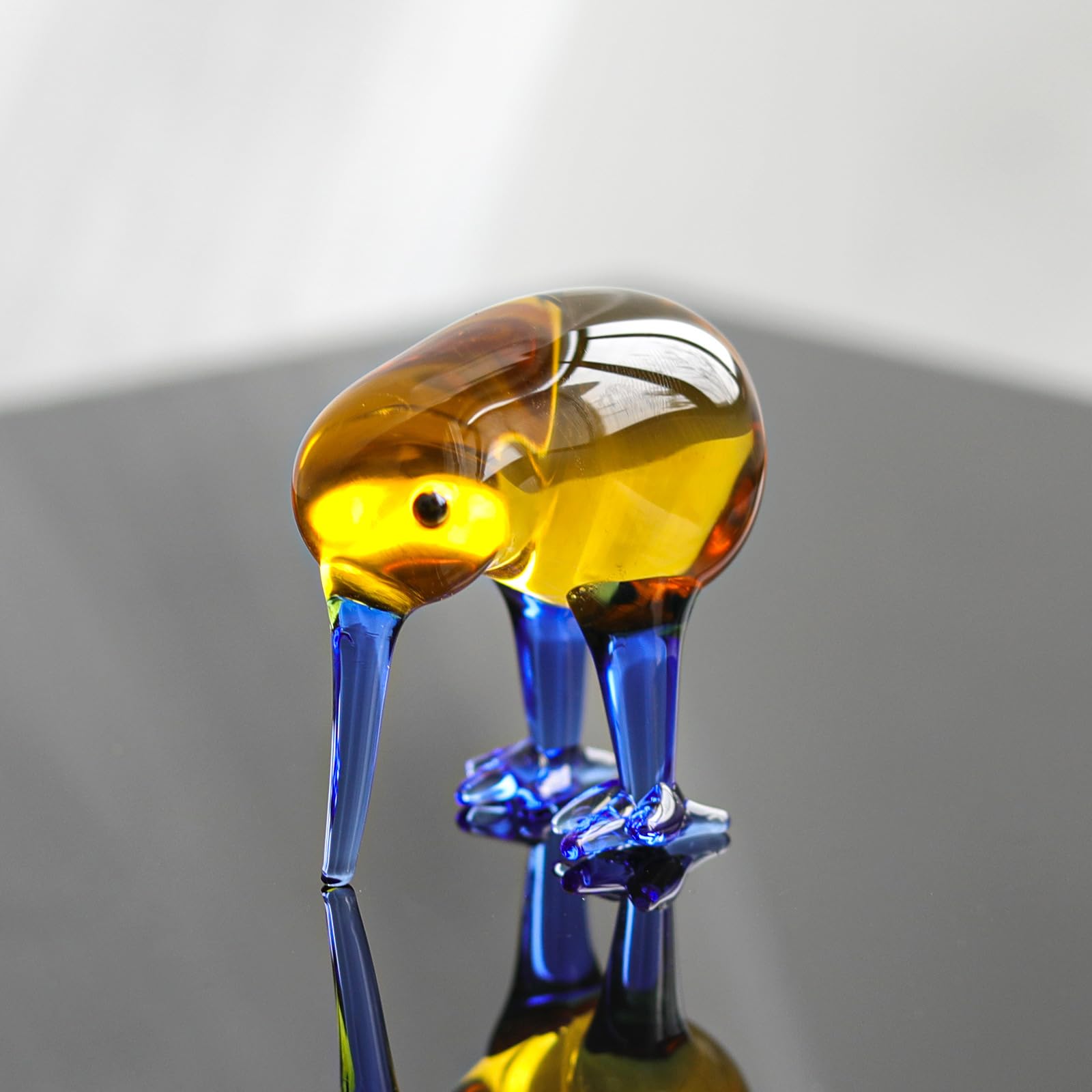 Miniature Glass Bird Figurine, Handmade Blown Crystal Bird Ornaments, Collectible Birds Figurines Art Decor, Desktop Ornaments for Home, Office, Car Interior Decoration (Yellow)