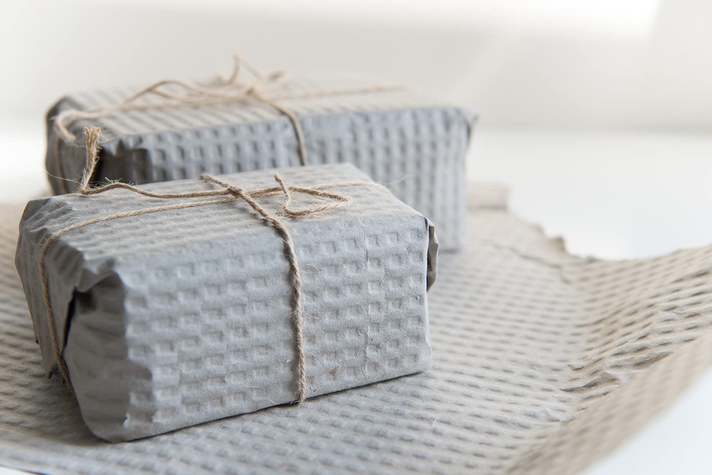 verpacking Papel de embalaje de 130 g/m² en rollo de 50 cm x 70 m, material de embalaje, alternativo a la lámina acolchada de aire, papel corrugado respetuoso con el medio ambiente en rollo