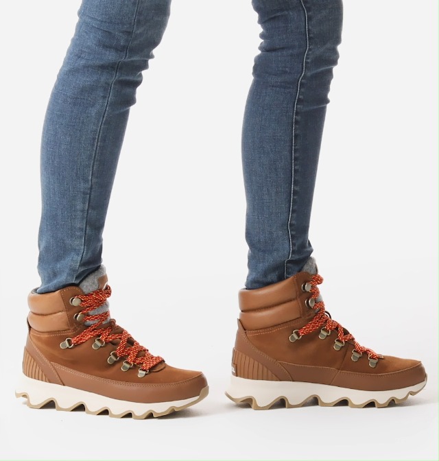 sorel conquest sneaker