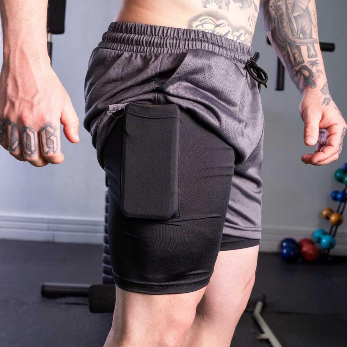 Kit 2 Shorts Bermuda Masculina Esportiva Dagg 2 em 1 com Segunda Pele Calção Academia Corrida Treino em promoção! Veja a oferta e mais achadinhos de Shorts & Bermudas 7 Hoje é o melhor dia para comprar Kit 2 Shorts Bermuda Masculina Esportiva Dagg 2 em 1 com Segunda Pele Calção Academia Corrida Treino com aquele preço maroto! Promoção! Aproveite a oferta! 7