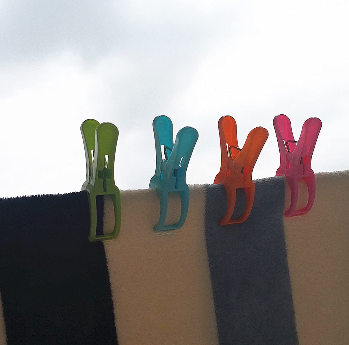 Strandtuch-Clips Set – 10 Stück, Robust, Mit Silikon-Pads, 9,5 Cm, Blau/weiß, Für Handtuch & Wäsche