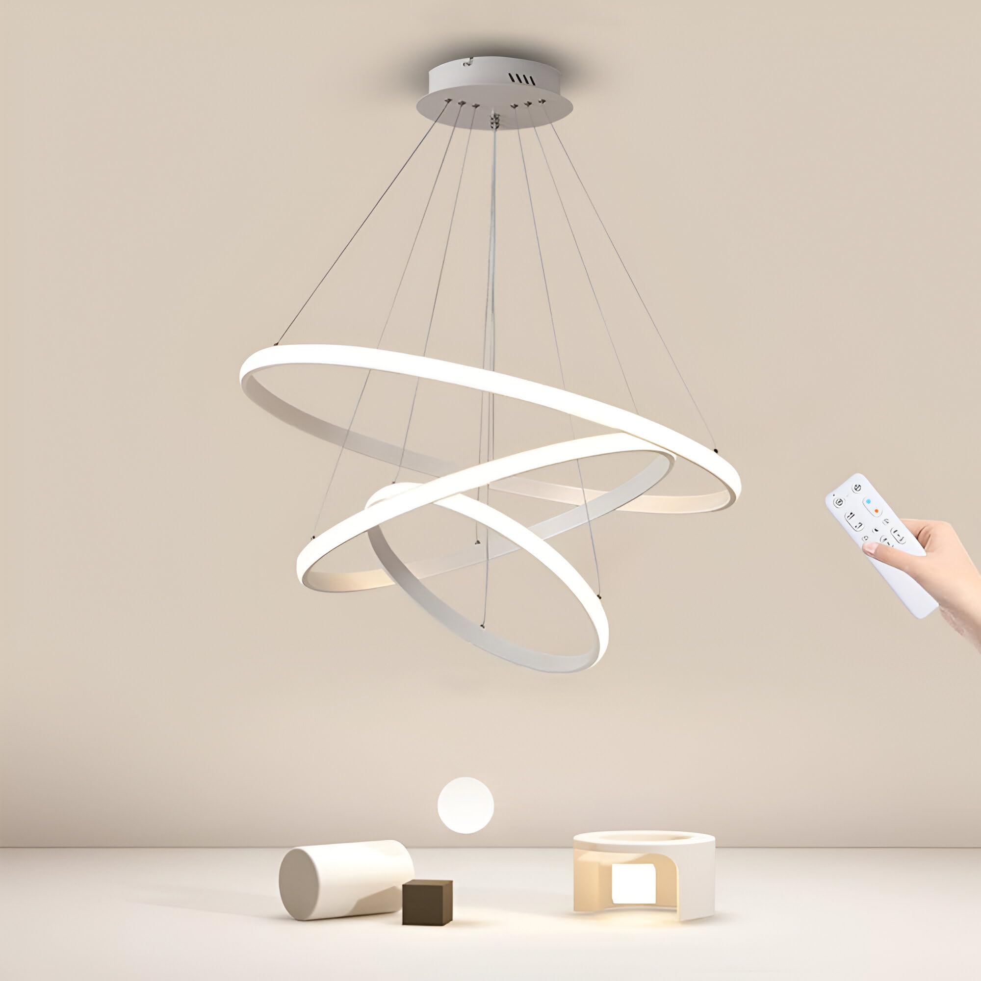 Arcadia Lampadario a Sospensione 5500LM 90W 60cm - Modello Nemesi (Bianco) | Lampadario Camera da Letto Soggiorno Cucina con Luce Calda e Fredda Dimmerabile, Telecomando e App inclusi - Finitura Bianca