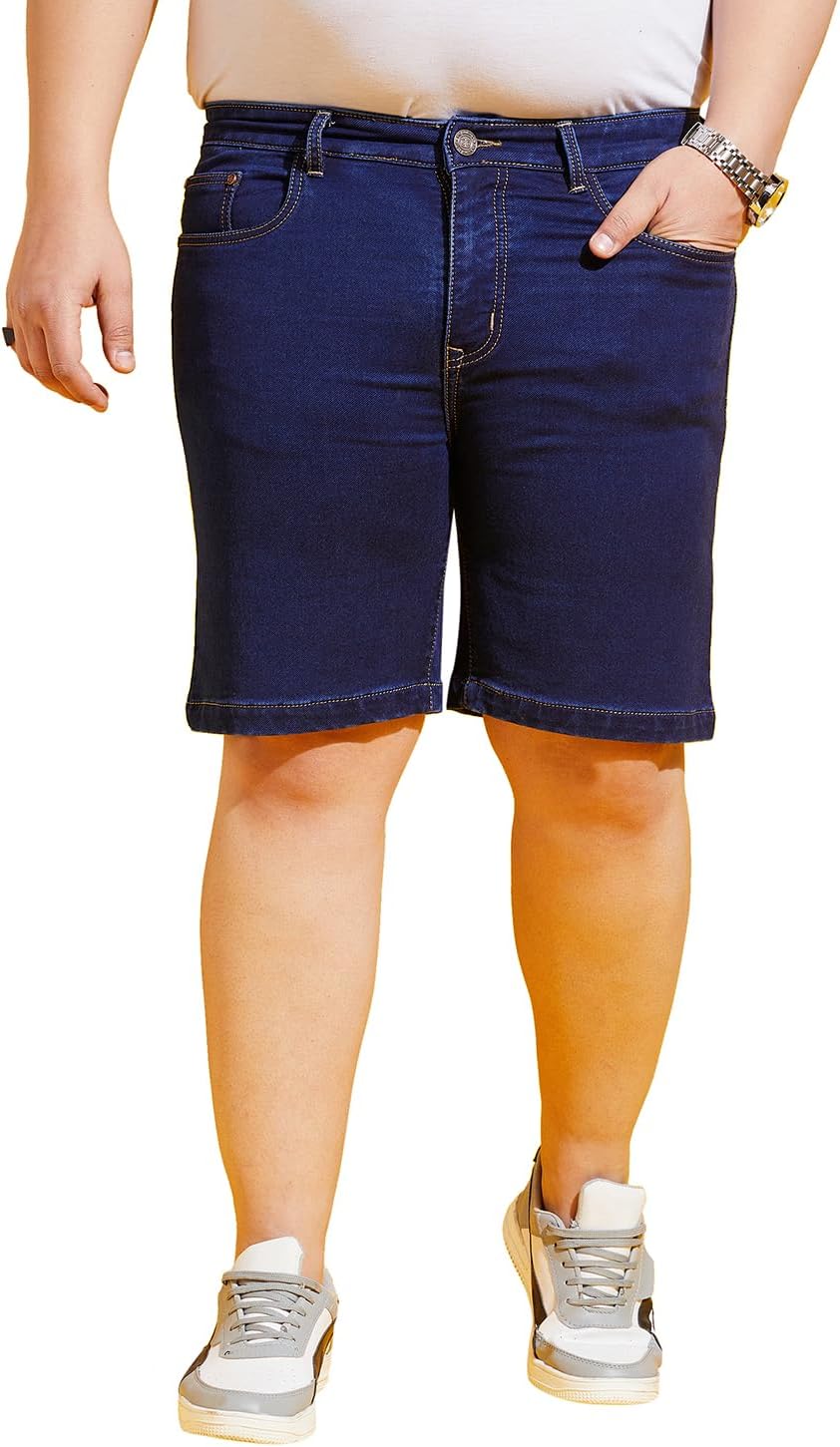 Plus Size Men's Regular Fit Solid Shorts