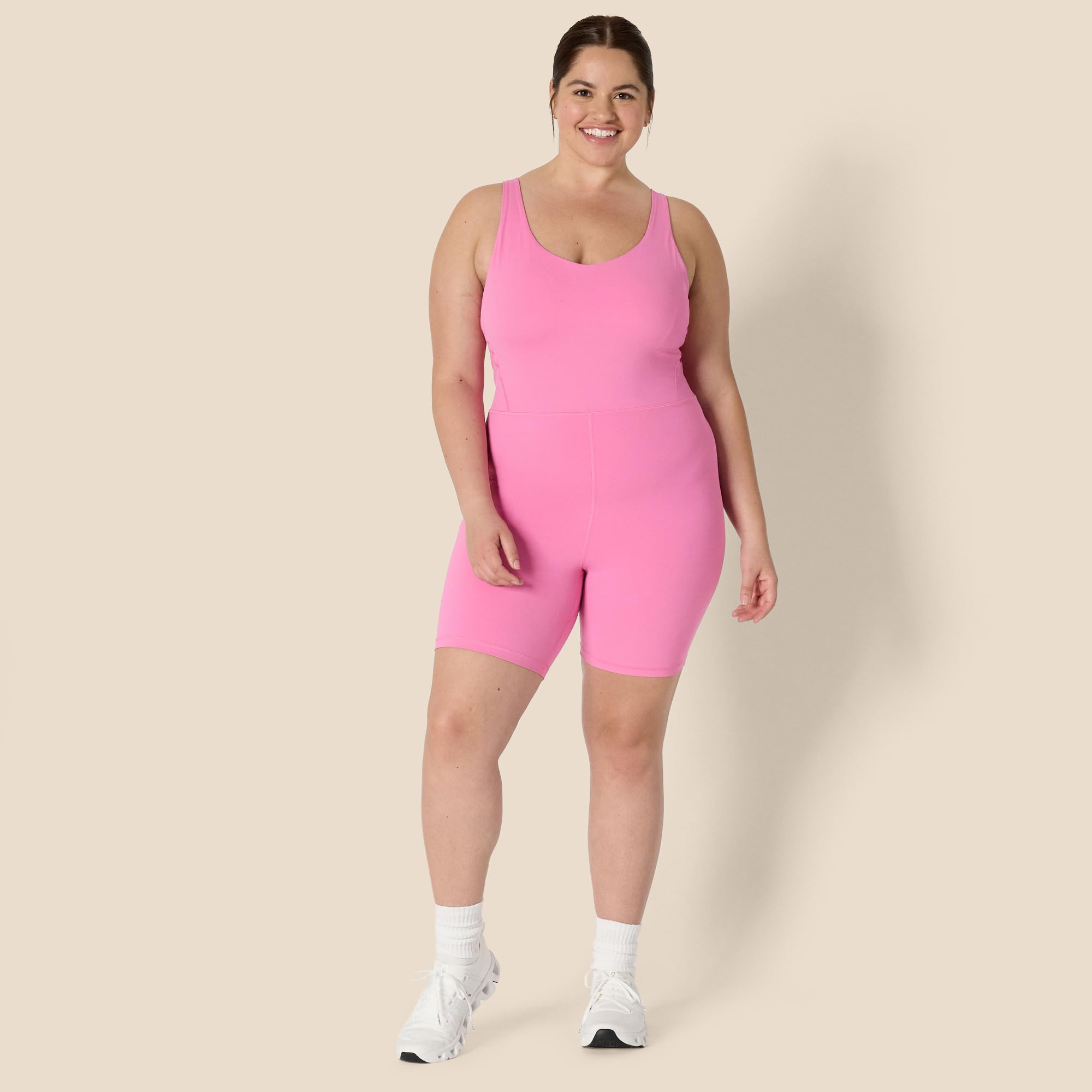Amazon Essentials Donna Tutina Corta Intera Tecnica in FormFlex Morbidissimo con Reggiseno Integrato