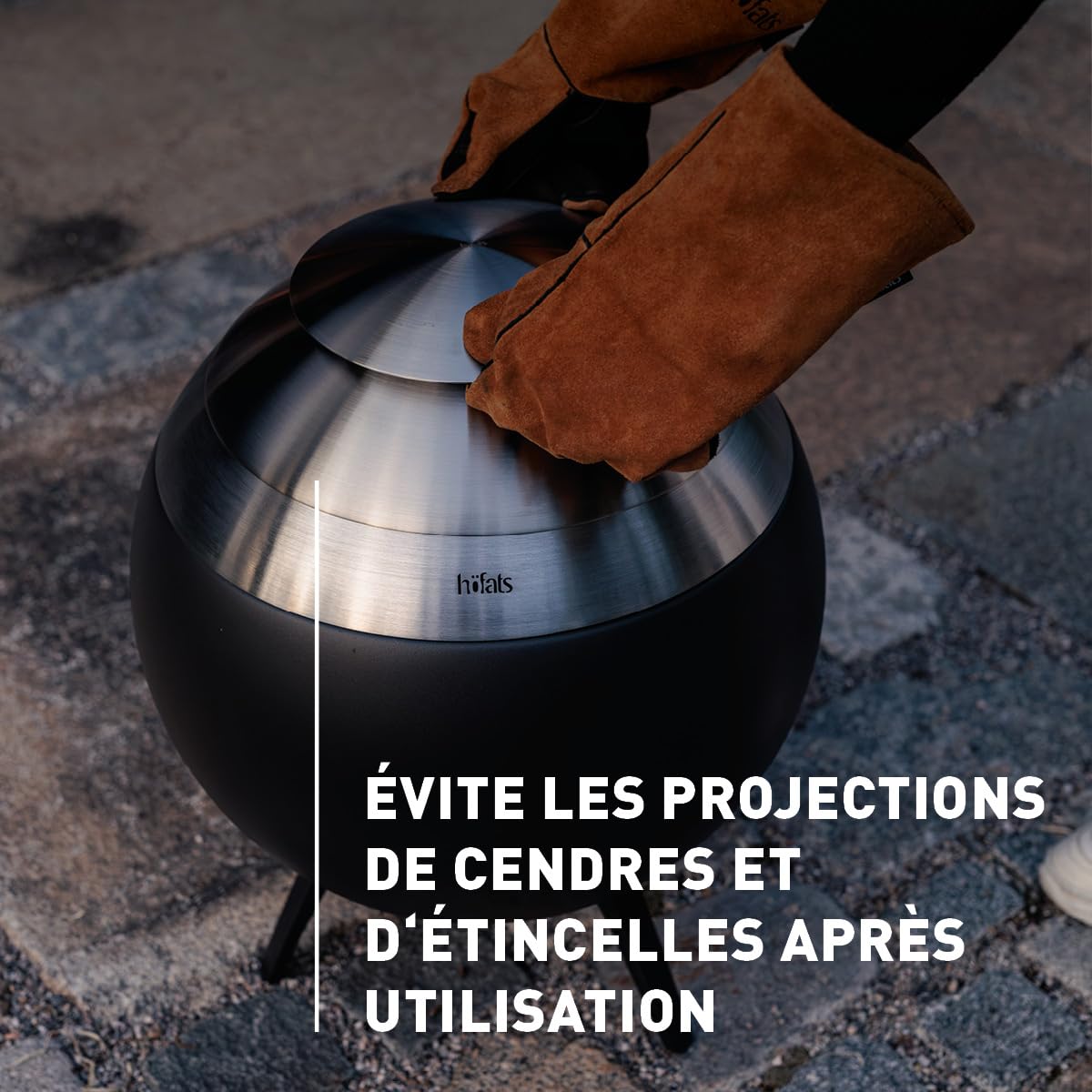 höfats Couvercle Moon 45 en acier inoxydable avec système de ventilation - Couvercle pour éviter les cendres et les étincelles - La courbure empêche l'accumulation d'eau - Résistant aux intempéries