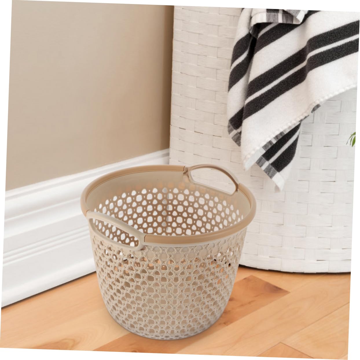 OFFSCH Woven Storage Basket Large Capacity Multi Use Organizer for Tabletop Sundries Laundry and Home Storage Versatile Woven Design for Stylish Organization