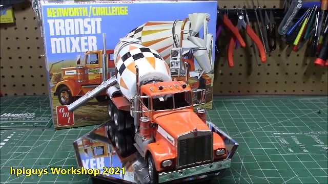 Amazon.com: Round 2 Unknown AMT Kenworth/Challenge Transit Cement