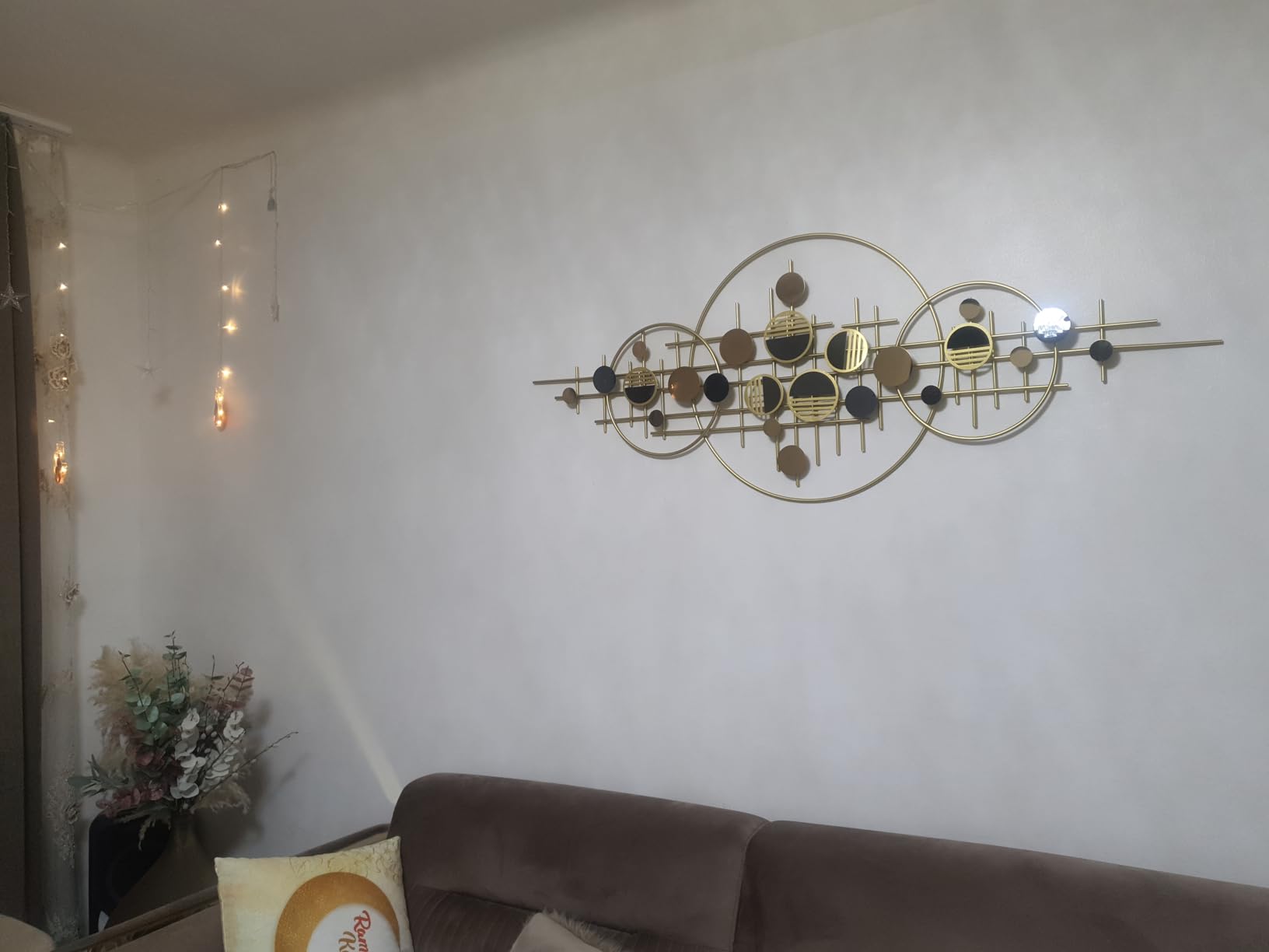 Peacock Wanduhr Aus Metall – 3D Ginkgo-Design, 82x50 Cm, Goldfarben, Quartzwerk
