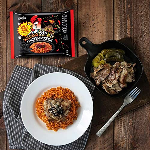 Paldo Fun & Yum Volcano Extremely Hot & Spicy Stir Fried Chicken Instant Noodles, Pack of 4, Soupless Original Korean Ramyun, Spicy Ramen Challenge, Chicken Bokkeummyun, 140g (4.93 oz) x 4