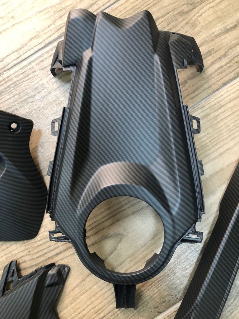 Pellicola Cubicatura Idrografia Hydrographics Hydrodipping Attivatore Activator Kit fibra di carbonio. Dimensioni: Larghezza: 100 cm. Lunghezza: 800 cm (HFC-125)