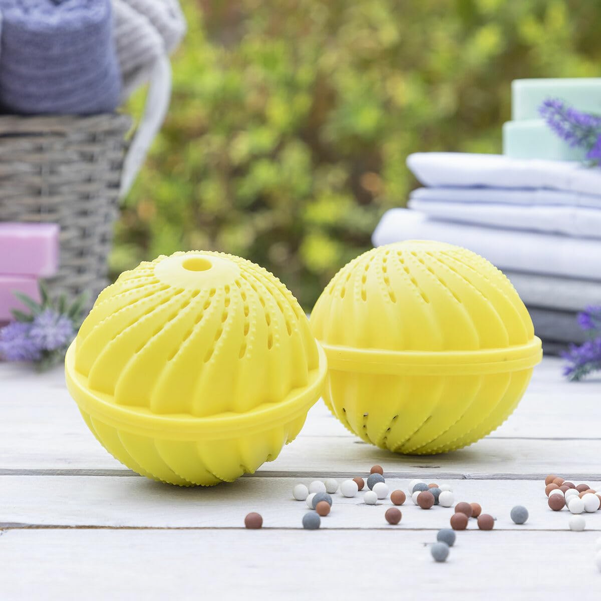 InnovaGoods® Kulki do prania bez detergentu Delieco, pranie bez potrzeby użycia detergentu, z funkcją kulek do prania, kompaktowy i lekki design, idealny do użytku domowego.