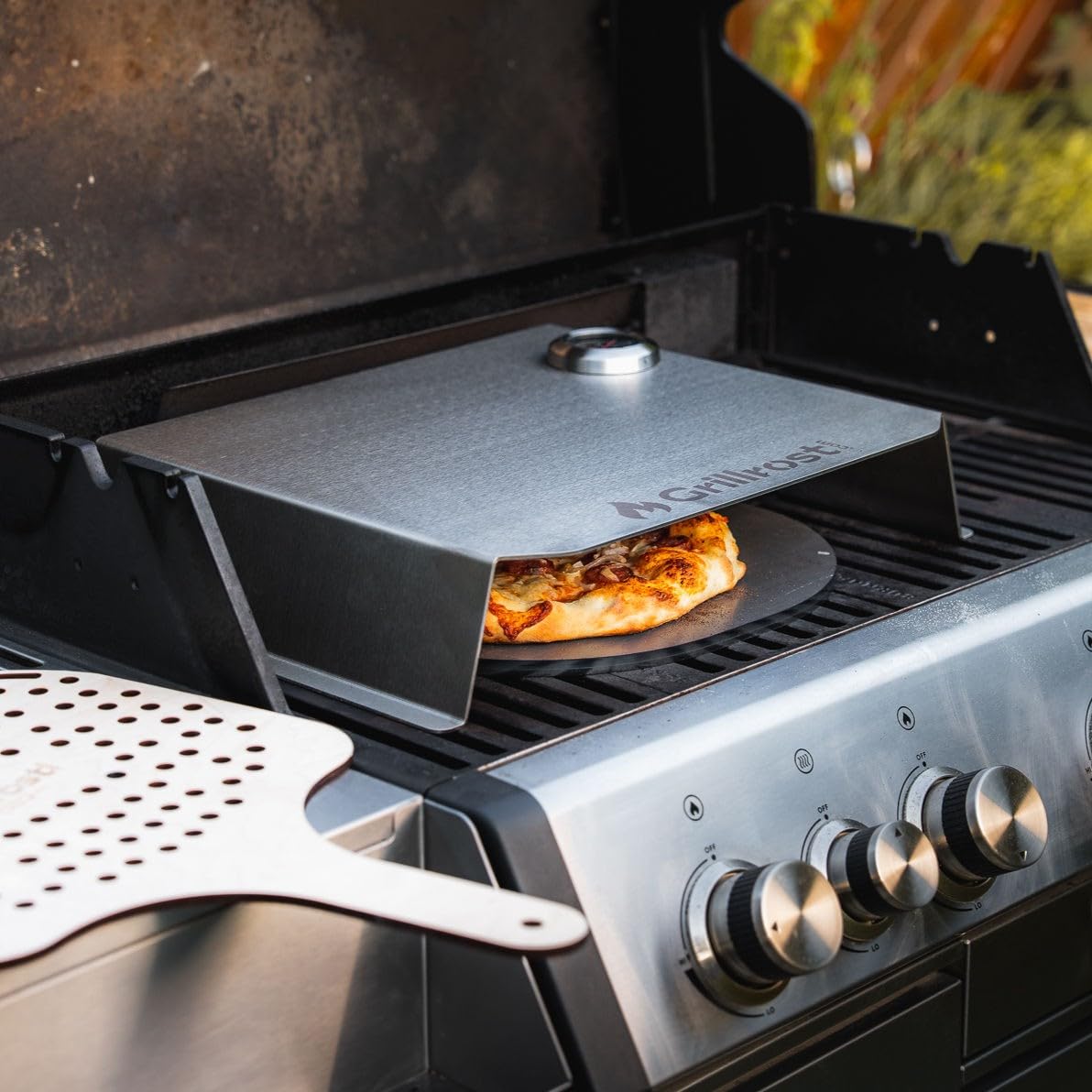 Grillrost.com Das Original: Tapa de Pizza para Barbacoa de Gas | Acero Inoxidable - Calor Superior Como en Horno de Leña