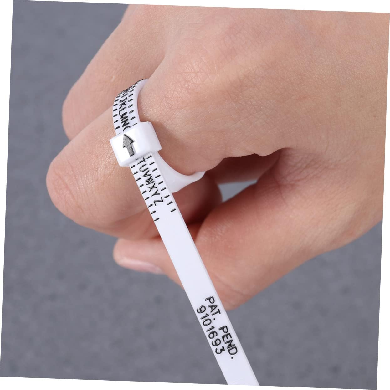 HAPINARY Ring Sizer Tool Kit for Men Women Adjustable Plastic Measuring Stick Gauge for Accurate Finger Ring Size Measurement