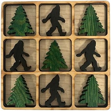 Gadgets Tic Tac Toe 10 Wood Pieces Plus Board Game Pine Trees and Bigfoot