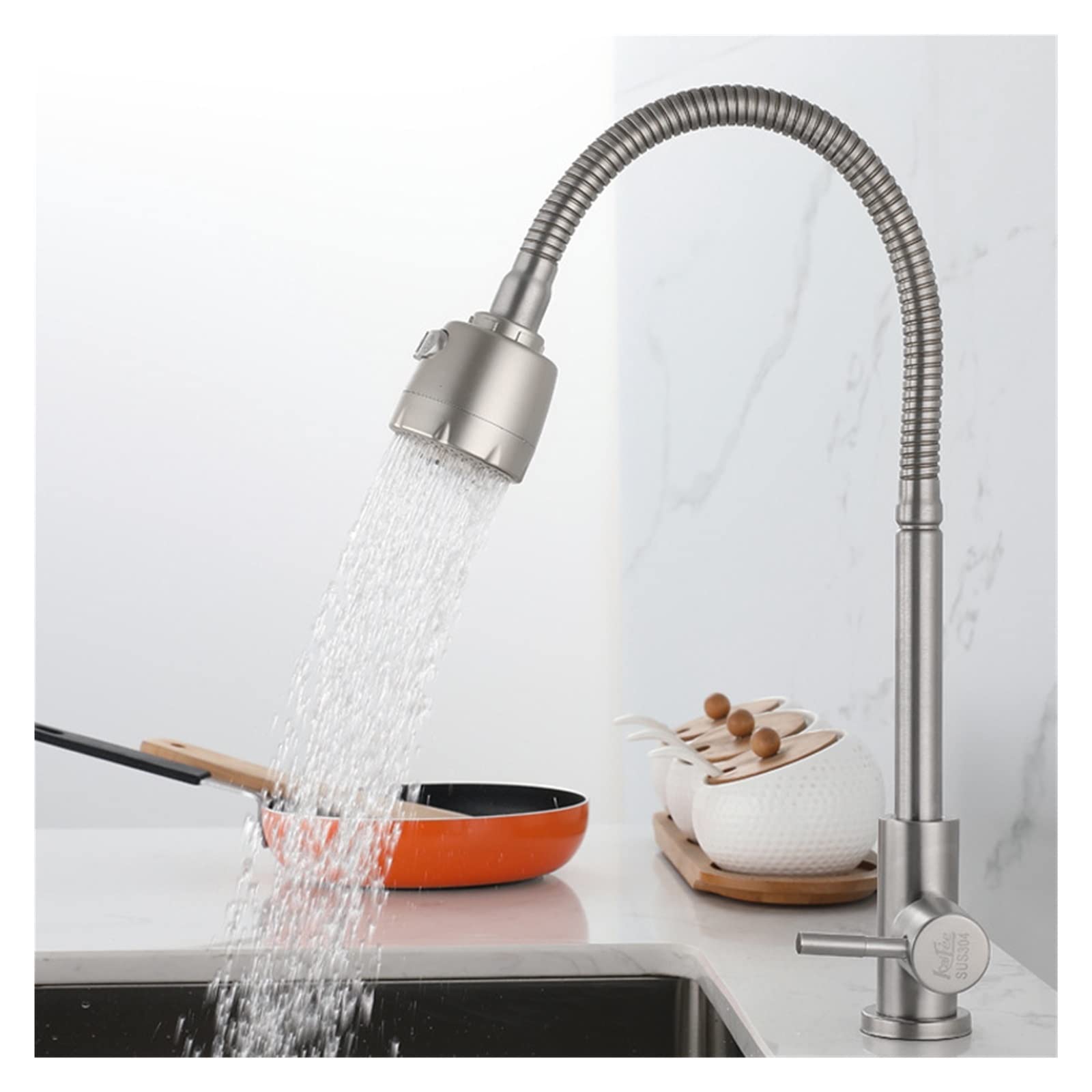Robinet d'eau froide de cuisine 360° pour simplifier la préparation des repas