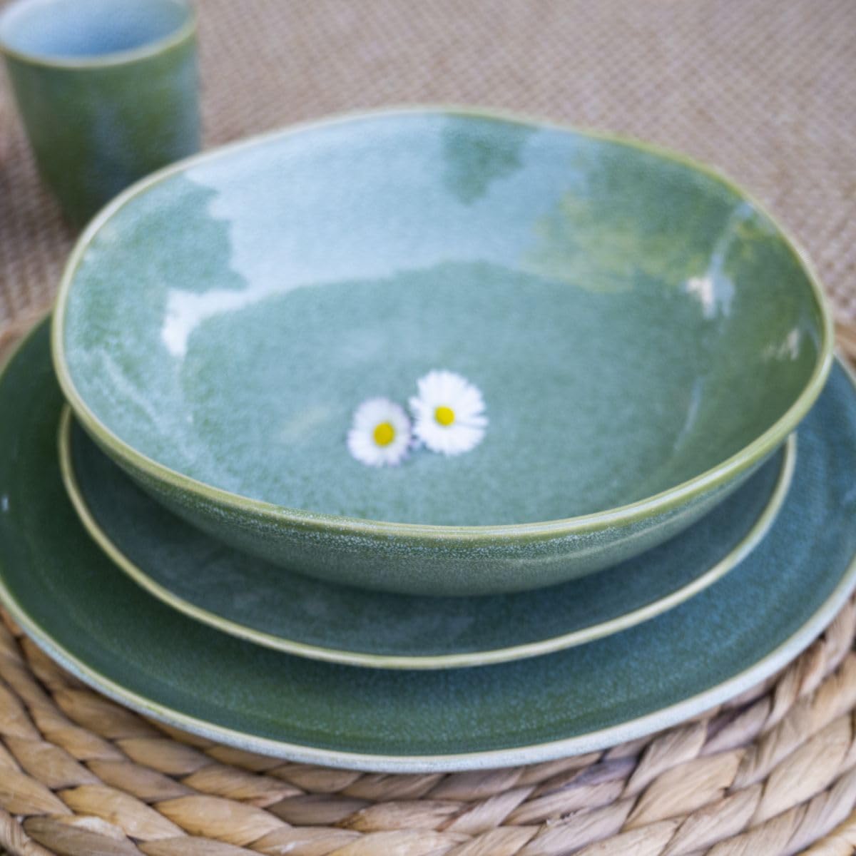 Artime Lot de 6 Assiettes Creuses Ø20,5 cm, Céramique, Teintes Vert-Gris et Blanc Crème, Design Feuillage
