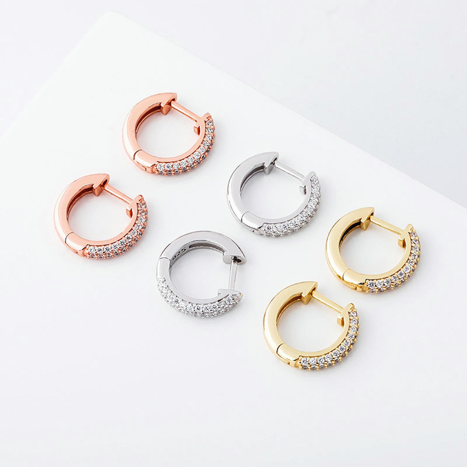 Orecchini a Cerchio in Argento Sterling con zirconi Rotondi Stile Hip Hop Design Bling Cerchio incernierato per Regali Unisex da Indossare Tutti i Giorni