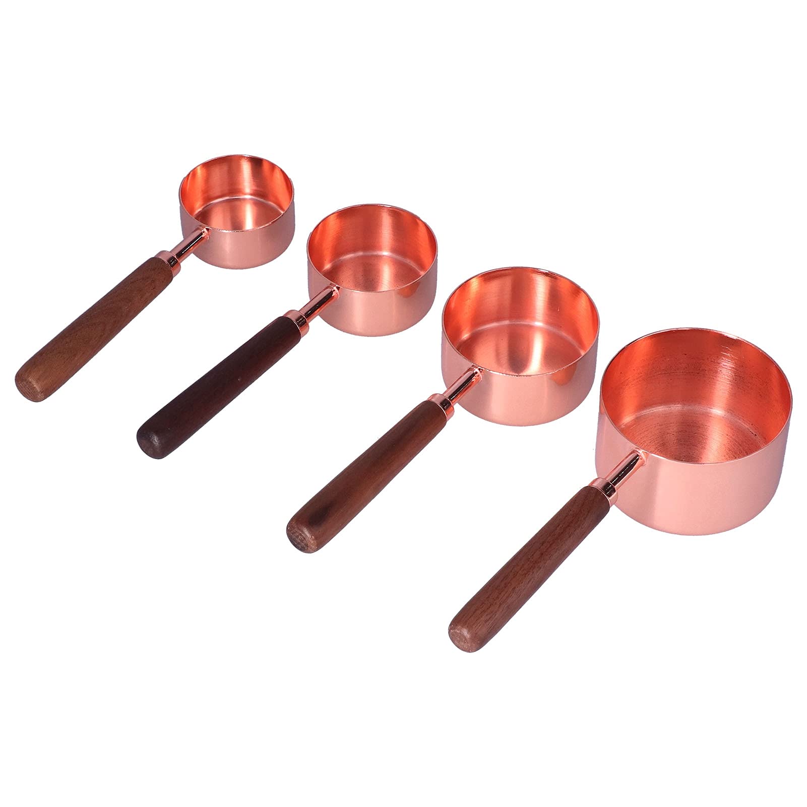 Tasses à mesurer pour la cuisson en cuisine et moments de pâtisserie en famille