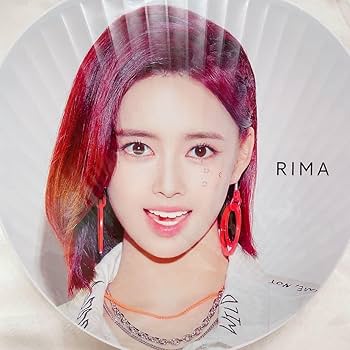 NiziU リマ グッズセット うちわ アクリルスタンド 缶バッジ など多数 NiziU リマ グッズセット うちわ アクリルスタンド 缶バッジ