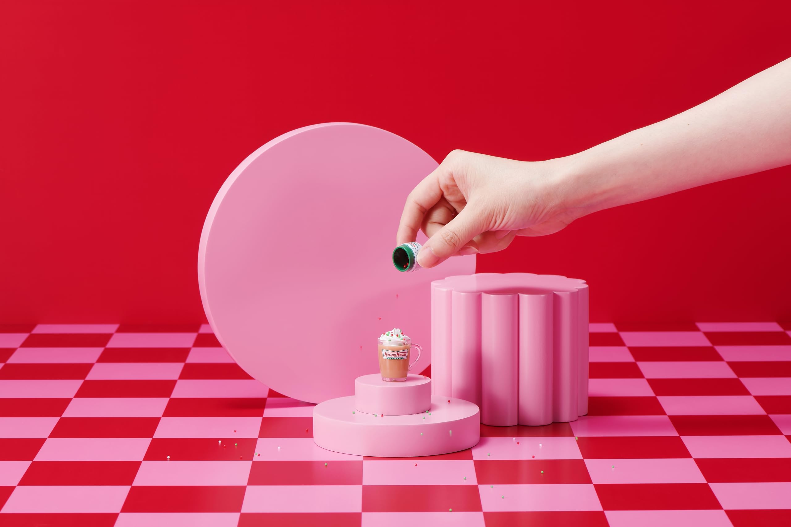 ZURU Mini Brands Cápsula Create Krispy Kreme Holiday Serie 1, Minis Coleccionables Paquete Misterioso DIY