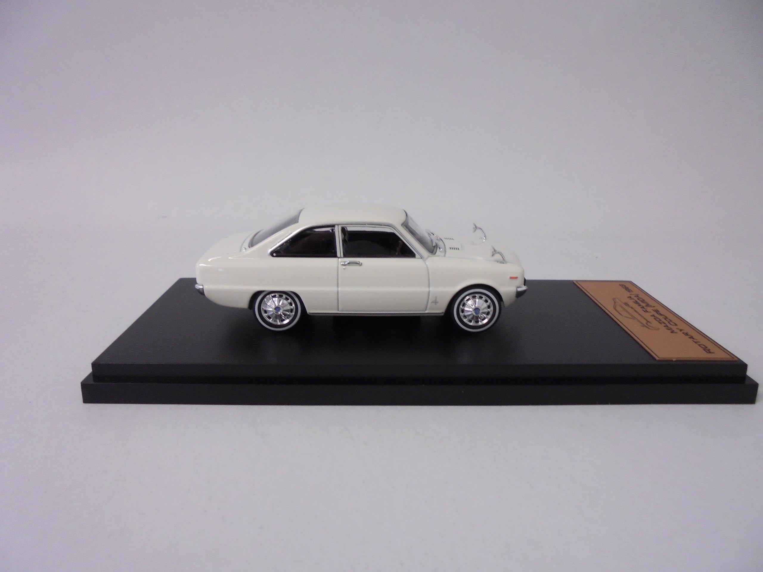 Amazon.com: OPO 10 - Collectible Miniature car 1/43 Compatible 