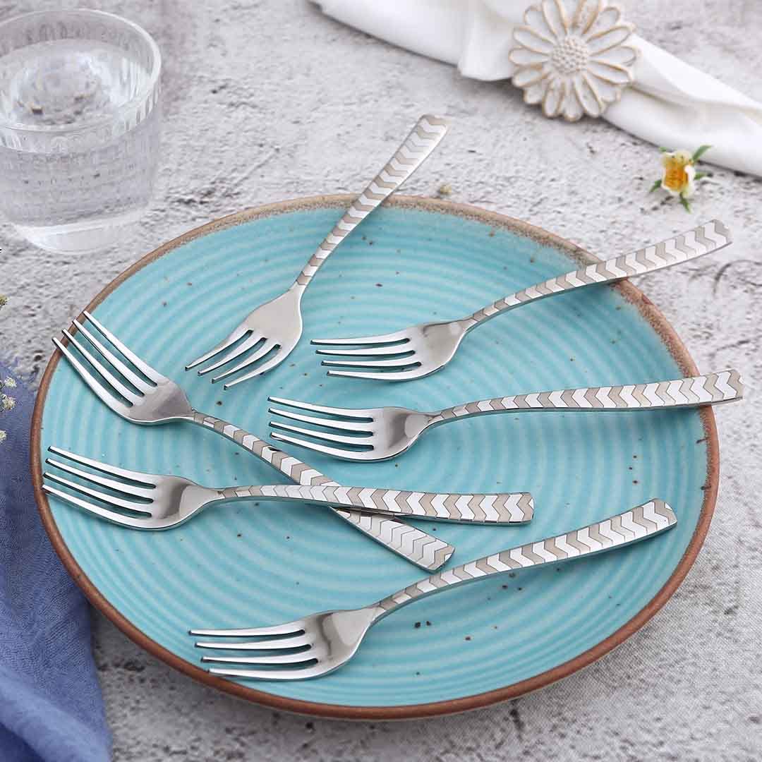Wonderchef Roma Dinner Fork, Set of 6 - Image 2 thumbnail