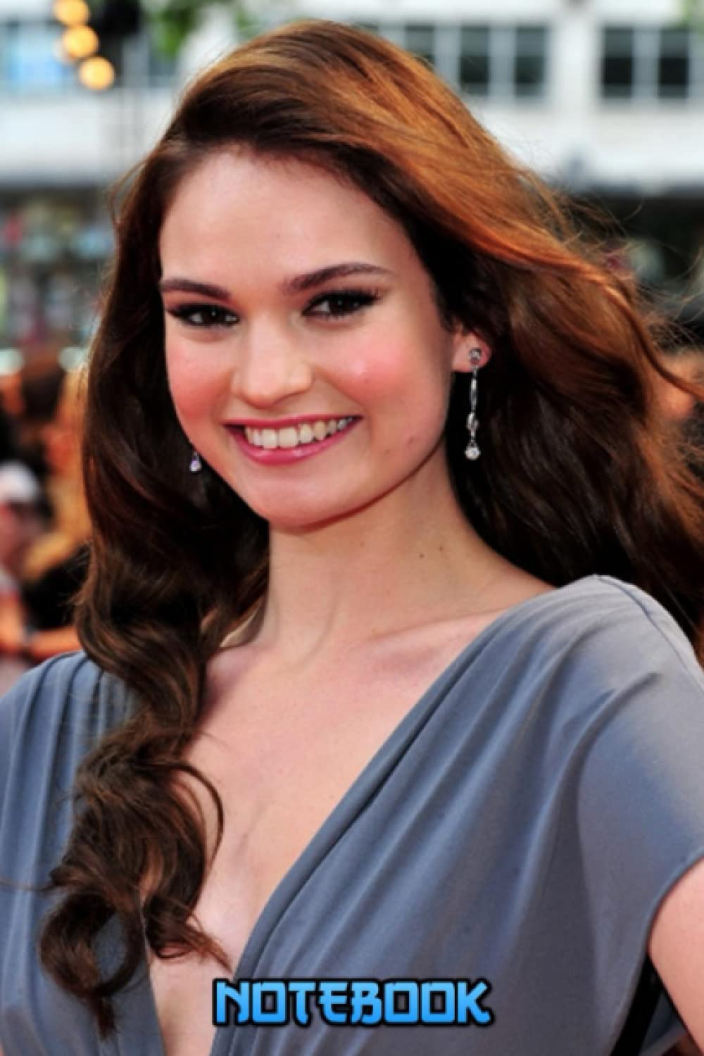 Notebook Lily James Thanksgiving gift #729, le carnet ligné parfait à offrir