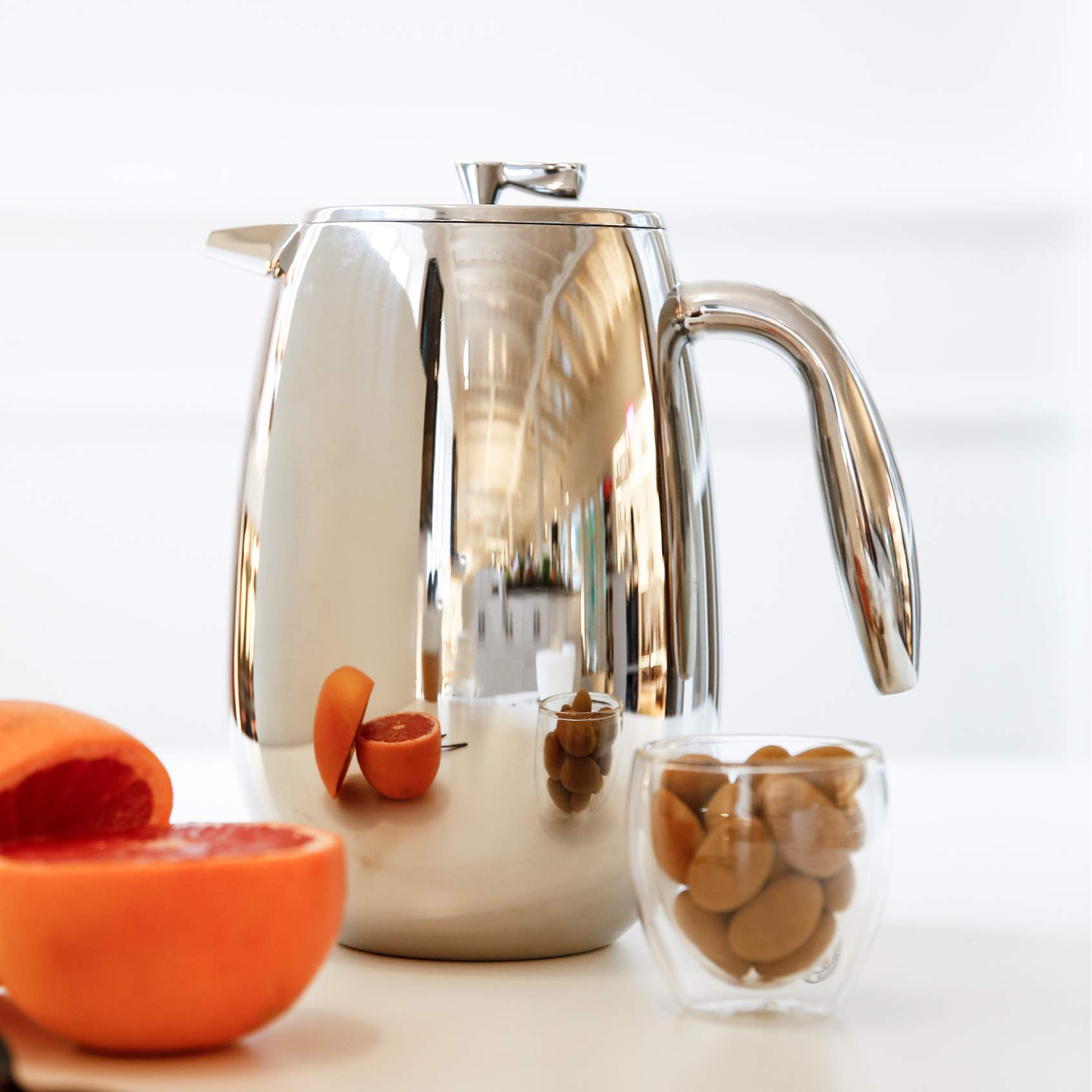 Bodum 1802-16 assam Teebereiter, (French Press System, PermanentEdelstahlfilter),1,5L,shiny & 4557-10 pavina 2-teiliges Gläser-Set (Doppelwandig, Isoliert, Mundgeblasen, 0,08 liters) transparent