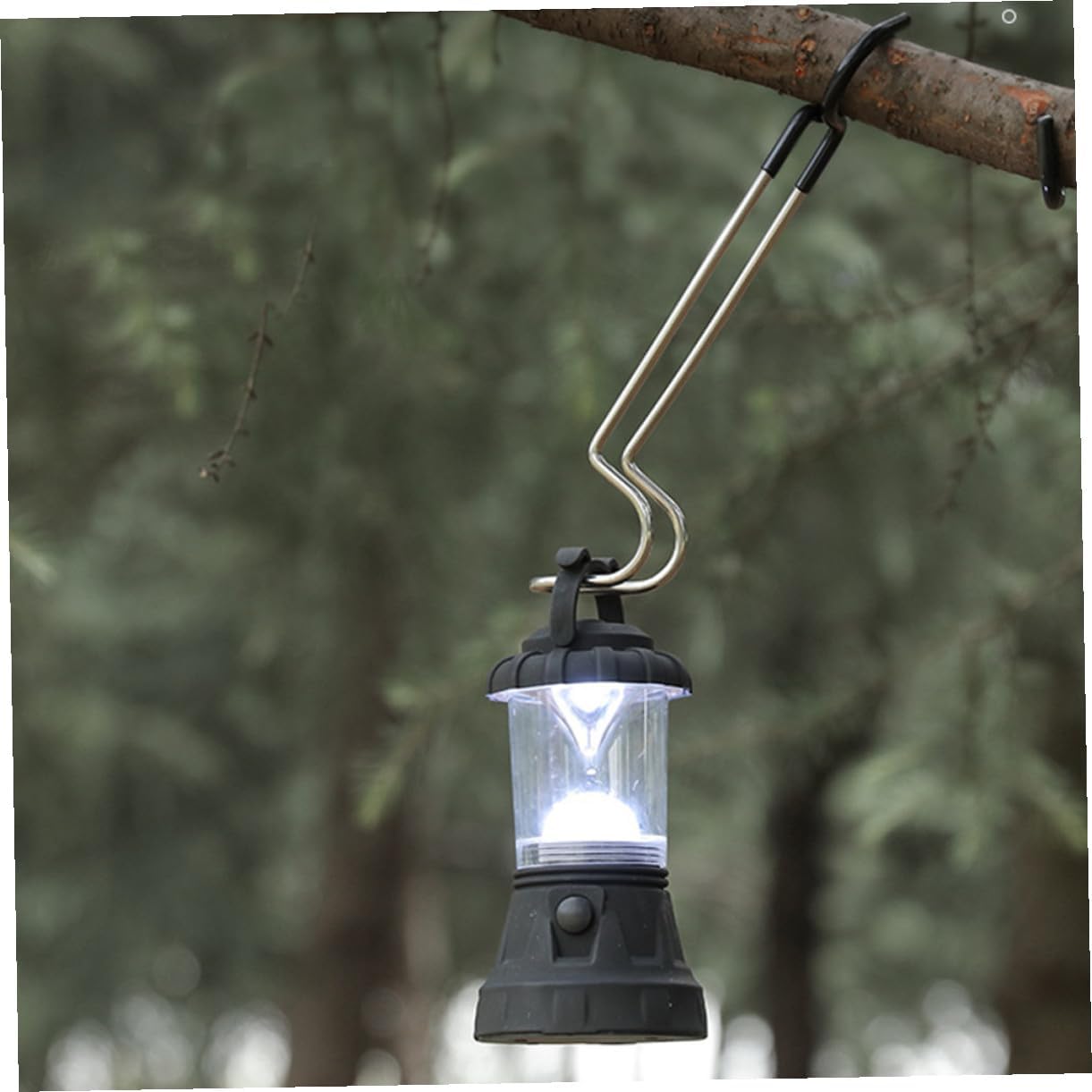 Camping Lantern Light Hook Hanger Clip Multi-Functional Outdoor Tent Lamp Holder for Hanging Lanterns and Clothes Drying, Portable Camping Light Hook Accessory