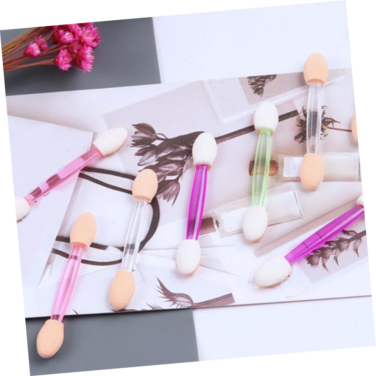 BESTYASH 30Pcs Double Ended Eyeshadow Brush Kit Dual Tip Eye Shadow Applicators for Women for Travel Daily Use and Special Occasions Smooth Surface for Gentle Application