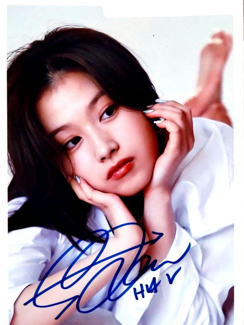 サナ直筆サイン入り2Lサイズ写真…SANA…TWICE…35