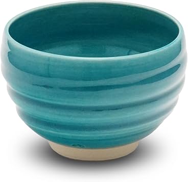 Kyoto Kiyomizu-yaki Earthenware Matcha Bowl - Rokuro Suji 20.2 fl oz Charming Form, Lead-Free, Gift Box Included - Ideal for Tea and Cafe au Lait Made in Japan Turquoise Blue