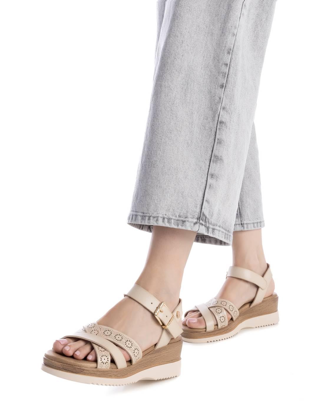 XTI - Sandalia Mujer - Calzado Cómodo y Versátil - Moda casual